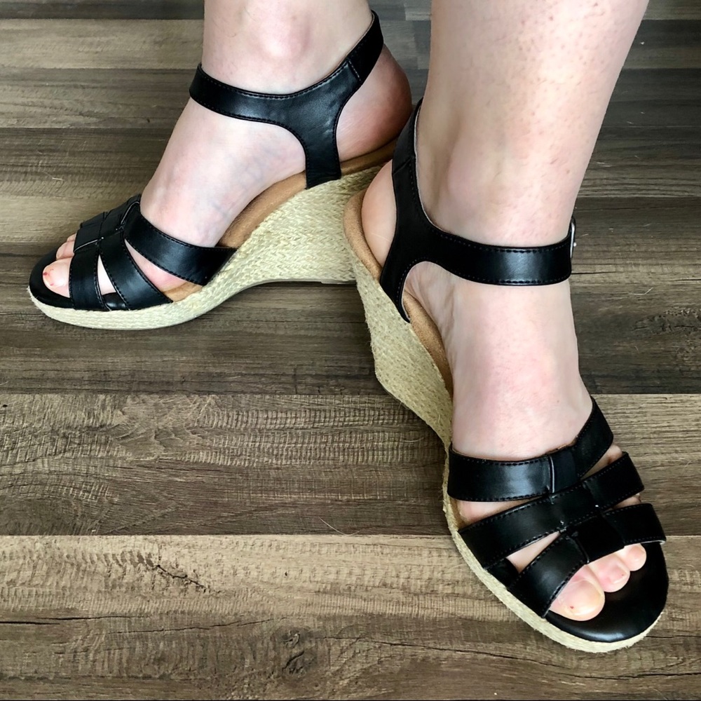 🛍BOGO Very Comfortable Wedge Heels Black Strap